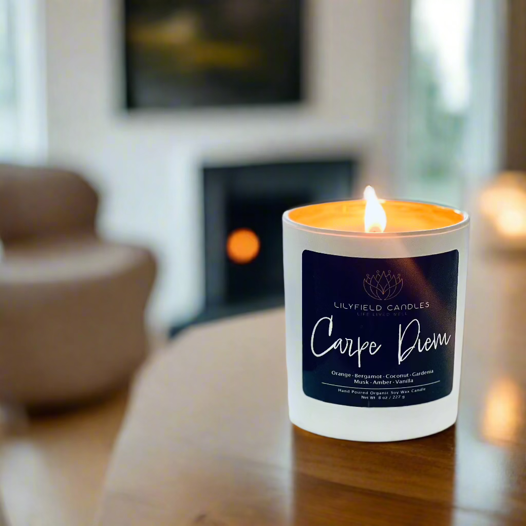 Carpe Diem Soy Candle (Vanilla & Gardenia)