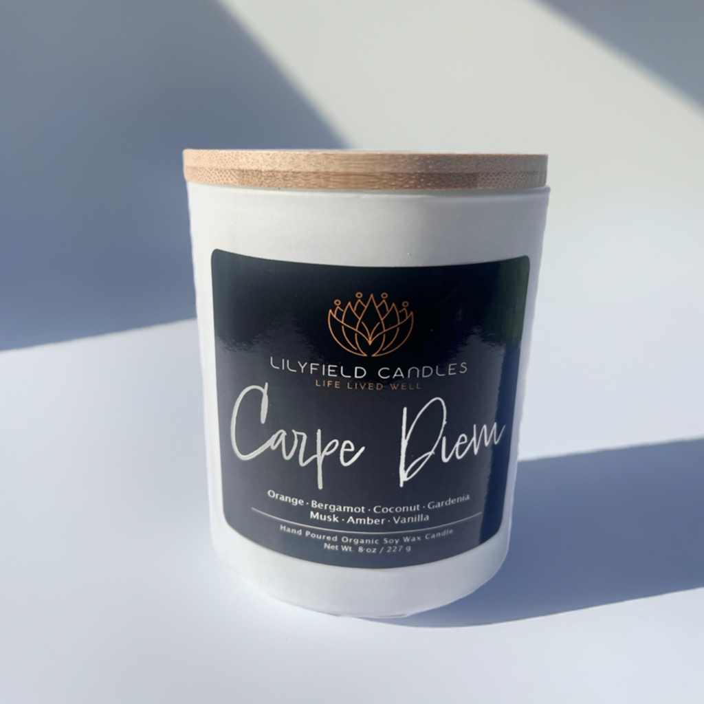 Carpe Diem Soy Candle (Vanilla & Gardenia)